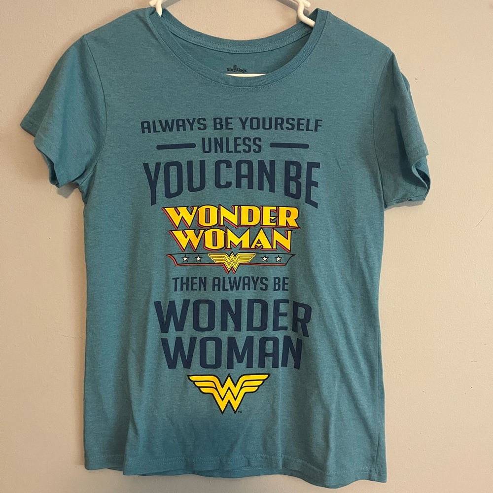 Six Flags Wonder Woman Blue Graphic Tee women’s size S